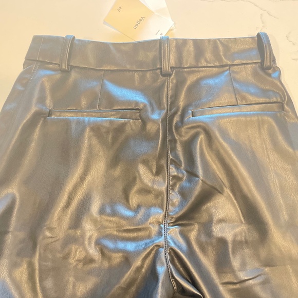 H&M | NWT Black Vegan Faux Leather High-Waisted Straight Leg Pants | Size 4 - Picture 8 of 11
